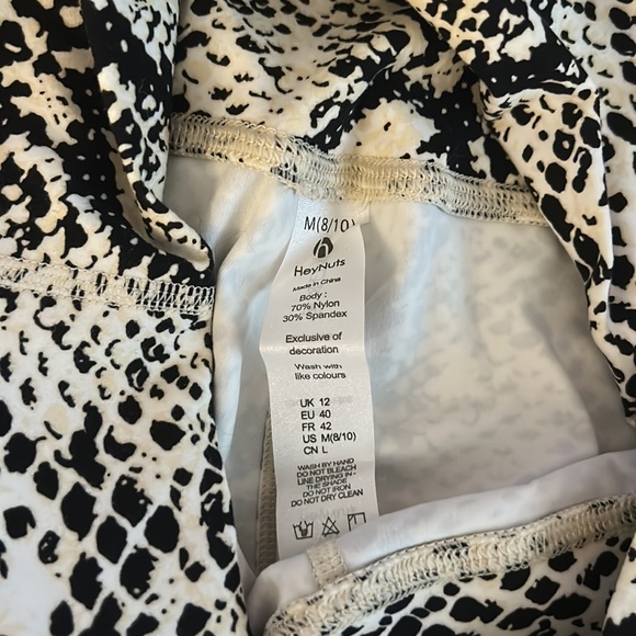 Balance Athletica White viper ascend legging - Picture 6 of 10